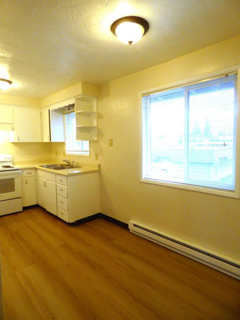 Apartment for rent at 721-759 Hawthorne Ave NE, Salem, OR 97301