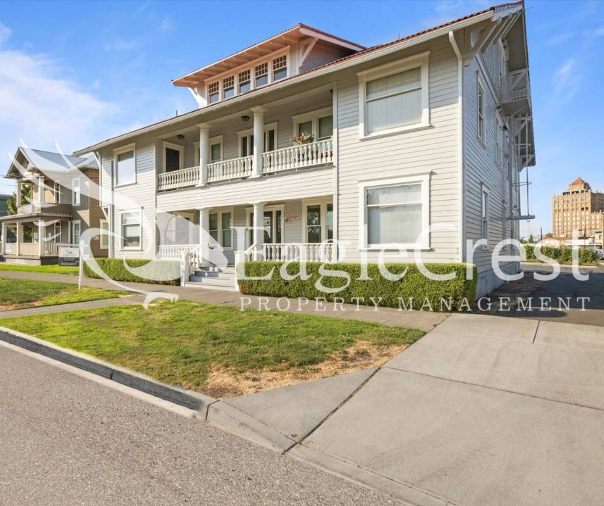 Apartment for rent at 105 N Spokane St, Walla Walla, WA 99362