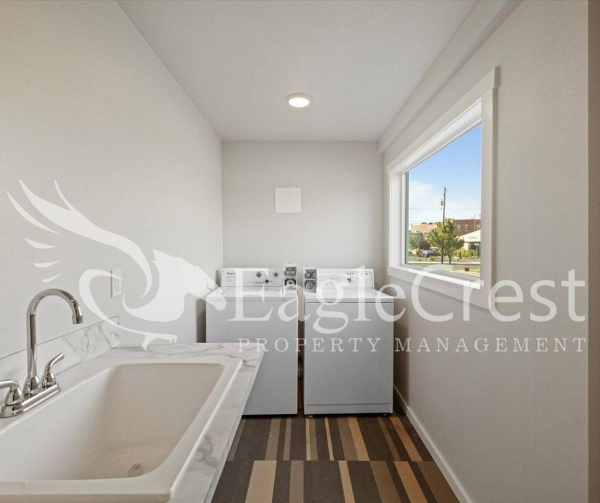 Apartment for rent at 105 N Spokane St, Walla Walla, WA 99362