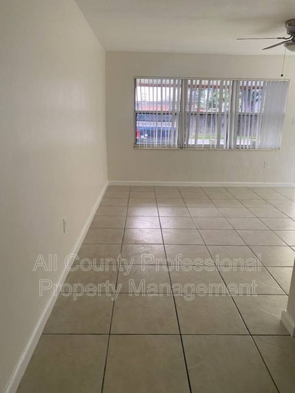 Apartment for rent at 6032 Pierce St #5, Hollywood, FL 33024