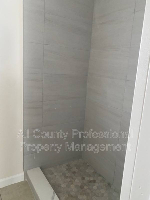 Apartment for rent at 6032 Pierce St #5, Hollywood, FL 33024