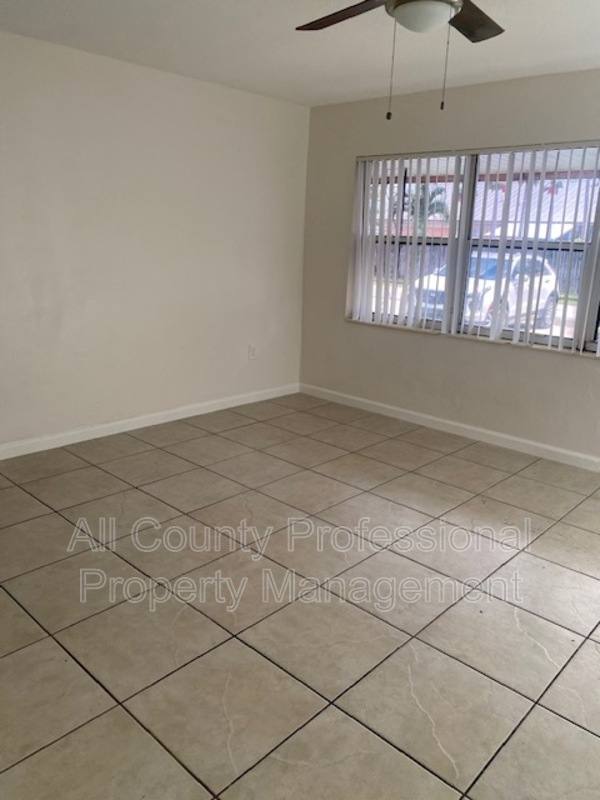 Apartment for rent at 6032 Pierce St #5, Hollywood, FL 33024