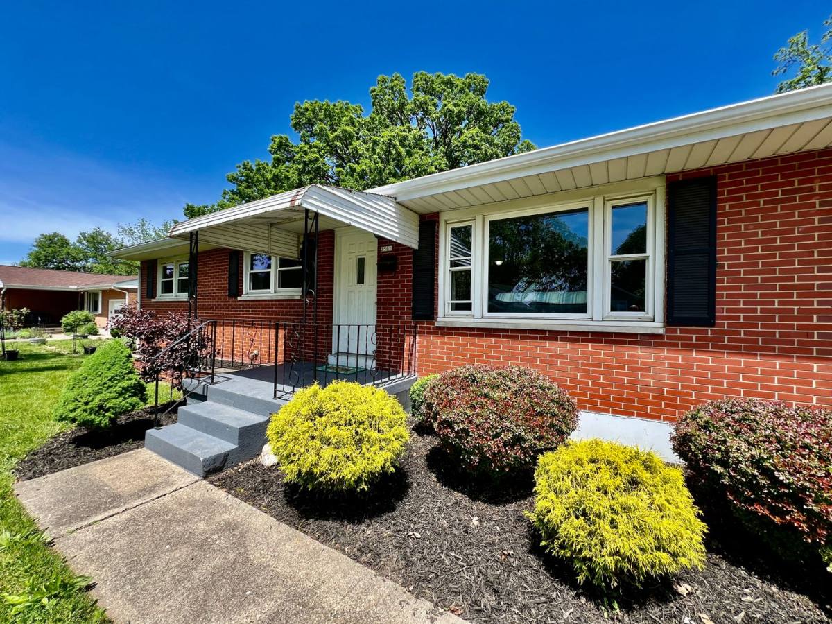 House for rent at 2501 Elmo Place, Middletown, OH 45042