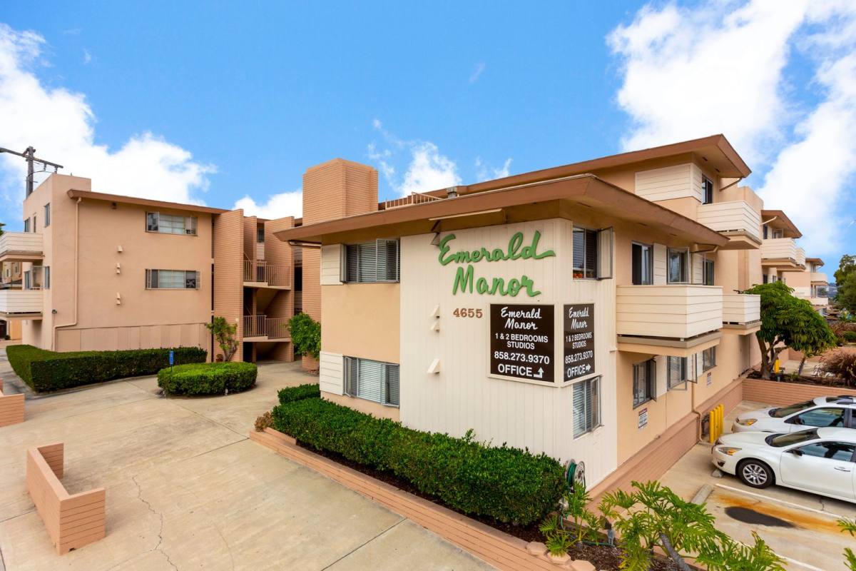 Apartment for rent at 1918 & 1930 Emerald St, San Diego, CA 92109