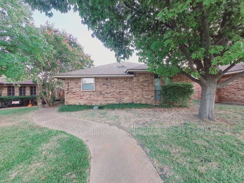 House for rent at 1756 Arledge, Carrollton, TX 75007