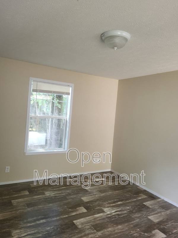 House for rent at 3416 Kramers Lane #16, Louisville, KY 40216
