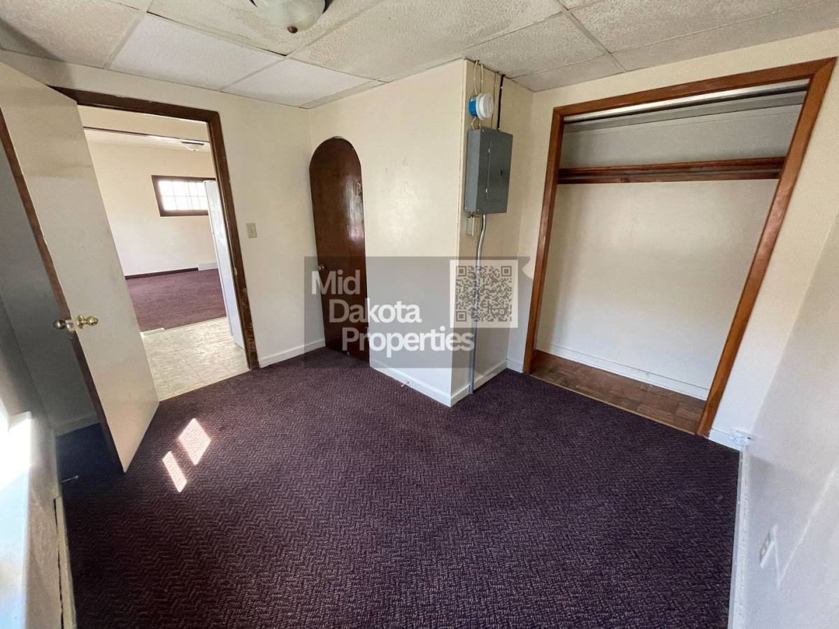 Apartment for rent at 125, 127, 127 1 2, 129, 131, 133, 135 E, Mitchell, SD 57301