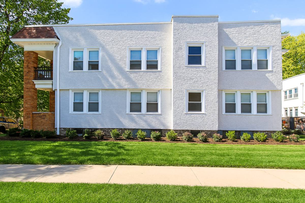 Apartment for rent at 1800-1802 W 41st St, Kansas City, MO 64111