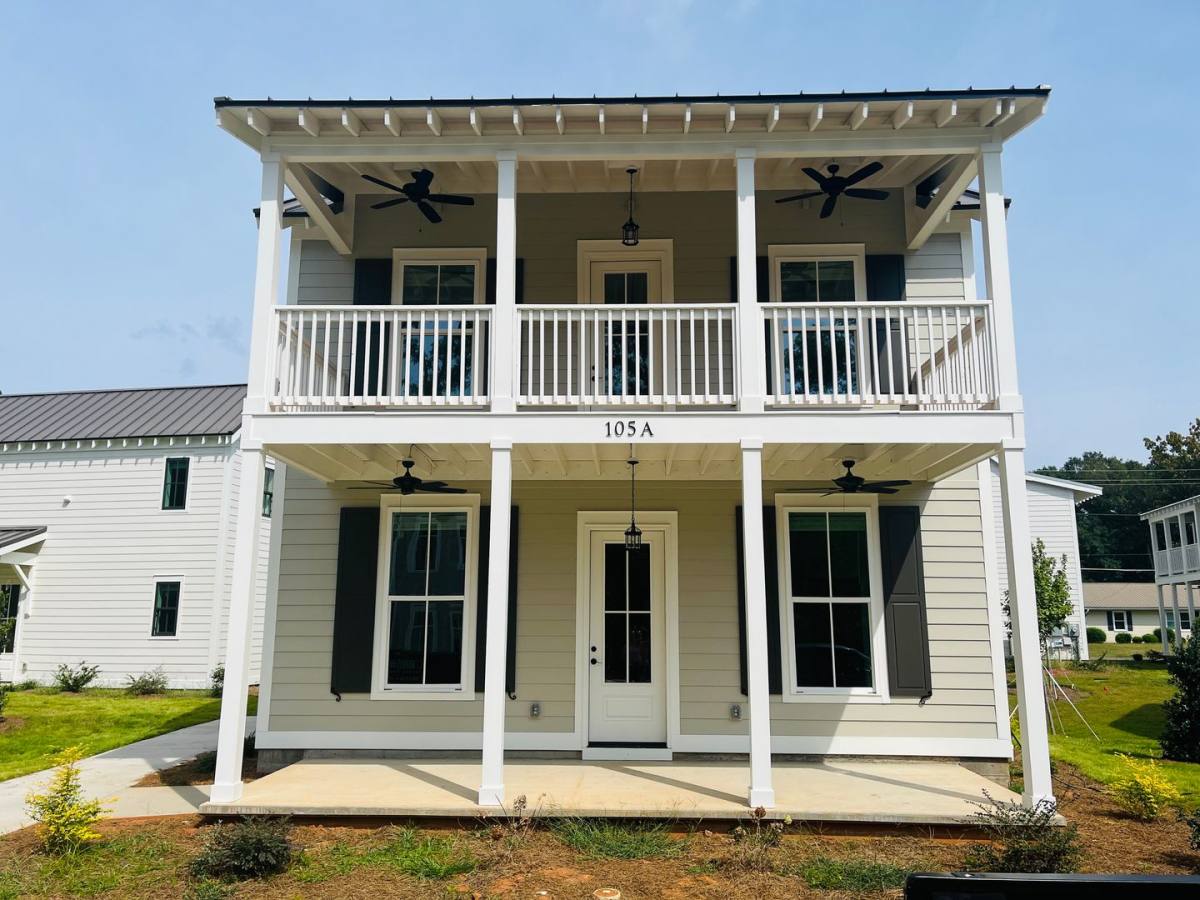 Apartment for rent at 105 Gardenia Lane, Lagrange, GA 30240