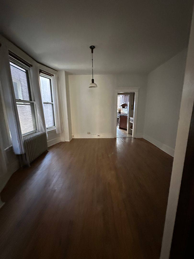 Apartment for rent at 325 N 34th St, Philadelphia, PA 19104
