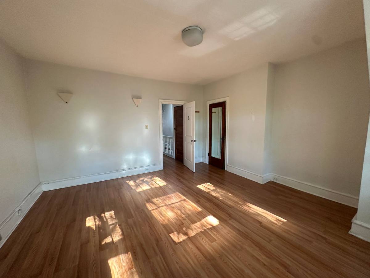 Apartment for rent at 325 N 34th St, Philadelphia, PA 19104