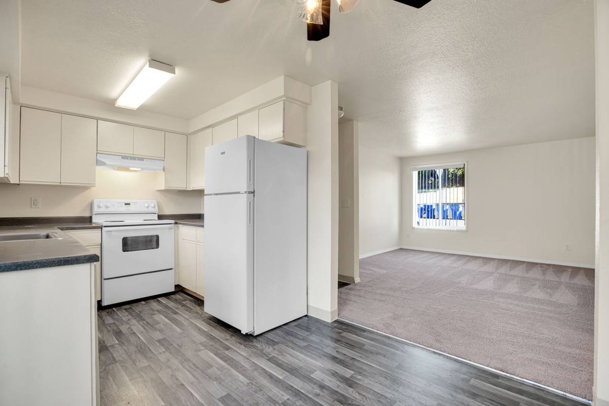 Apartment for rent at 5700-5706 NE 34th St, Vancouver, WA 98661