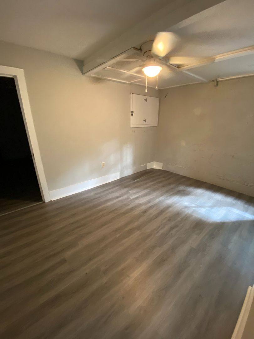 Apartment for rent at 406 Hietts Lane, Clarksville, TN 37043