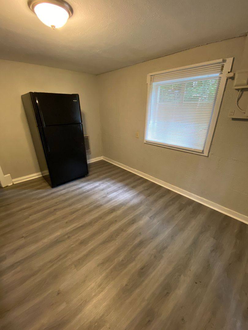 Apartment for rent at 406 Hietts Lane, Clarksville, TN 37043
