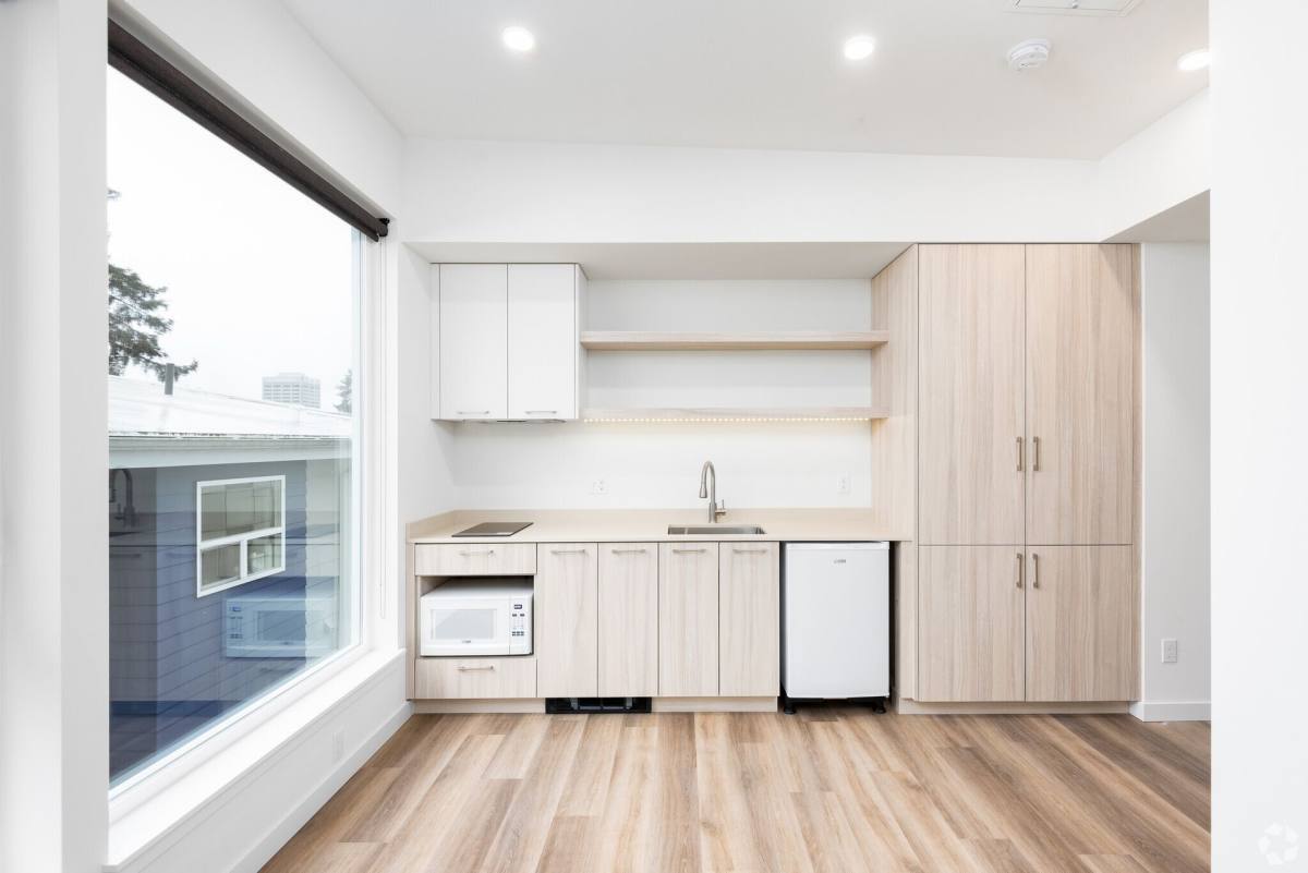 Apartment for rent at 4746 20th Ave NE, Seattle, WA 98105