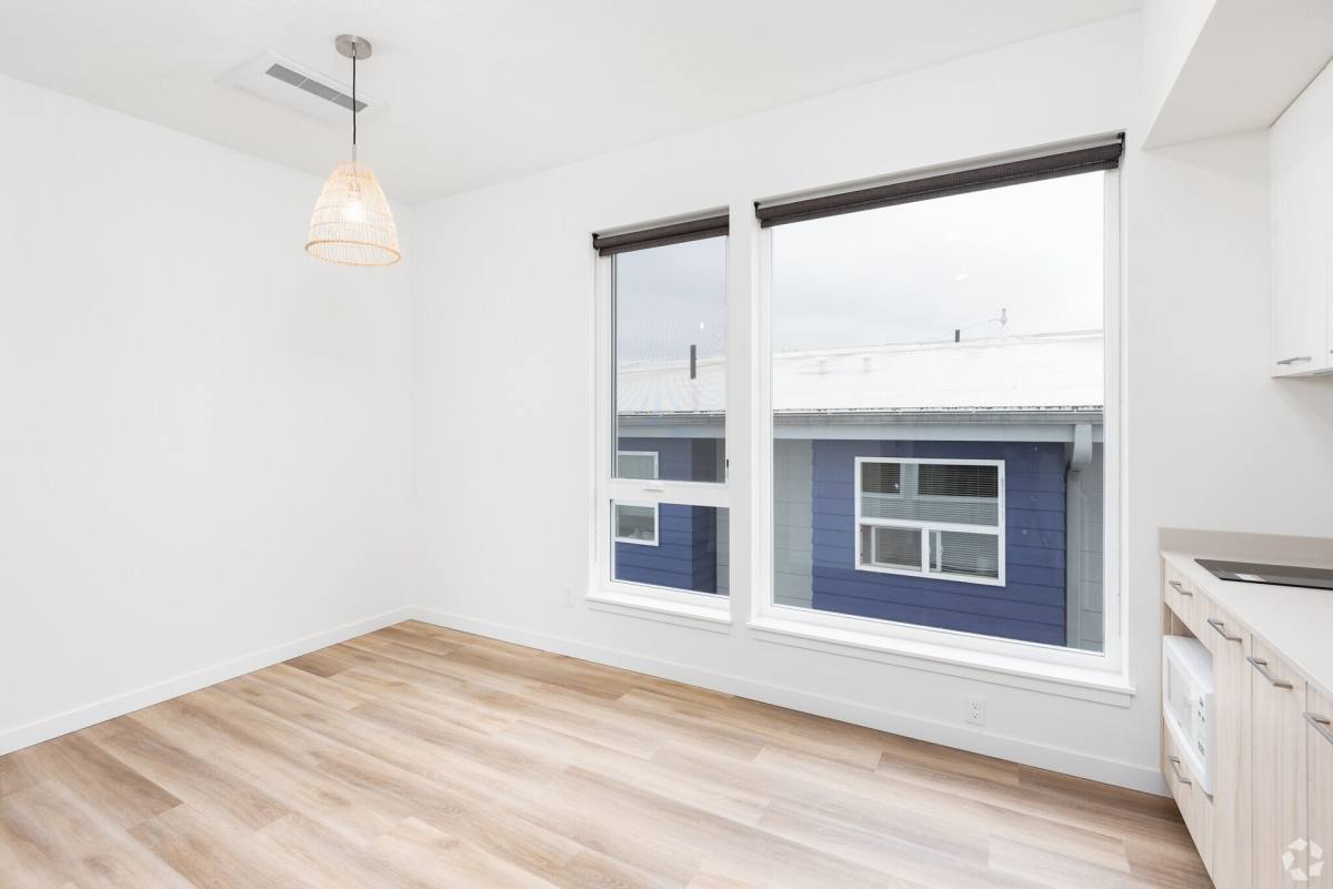Apartment for rent at 4746 20th Ave NE, Seattle, WA 98105