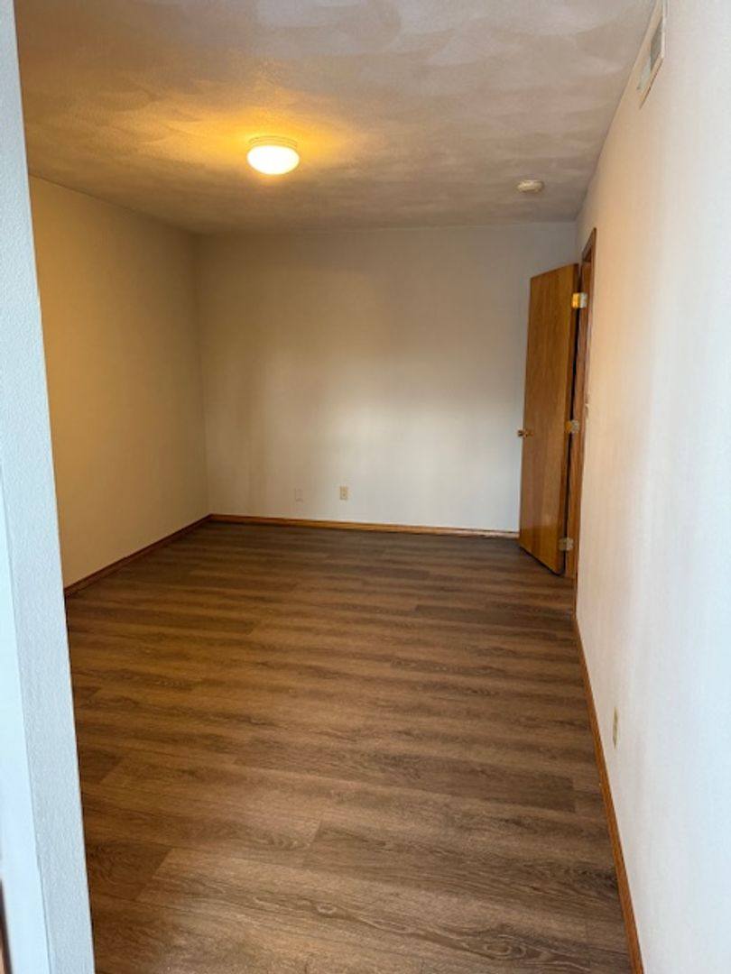 Apartment for rent at 1320 Sangamon, Belleville, IL 62221