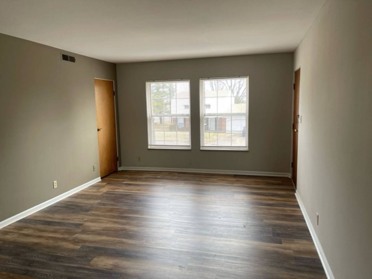 Apartment for rent at 1320 Sangamon, Belleville, IL 62221