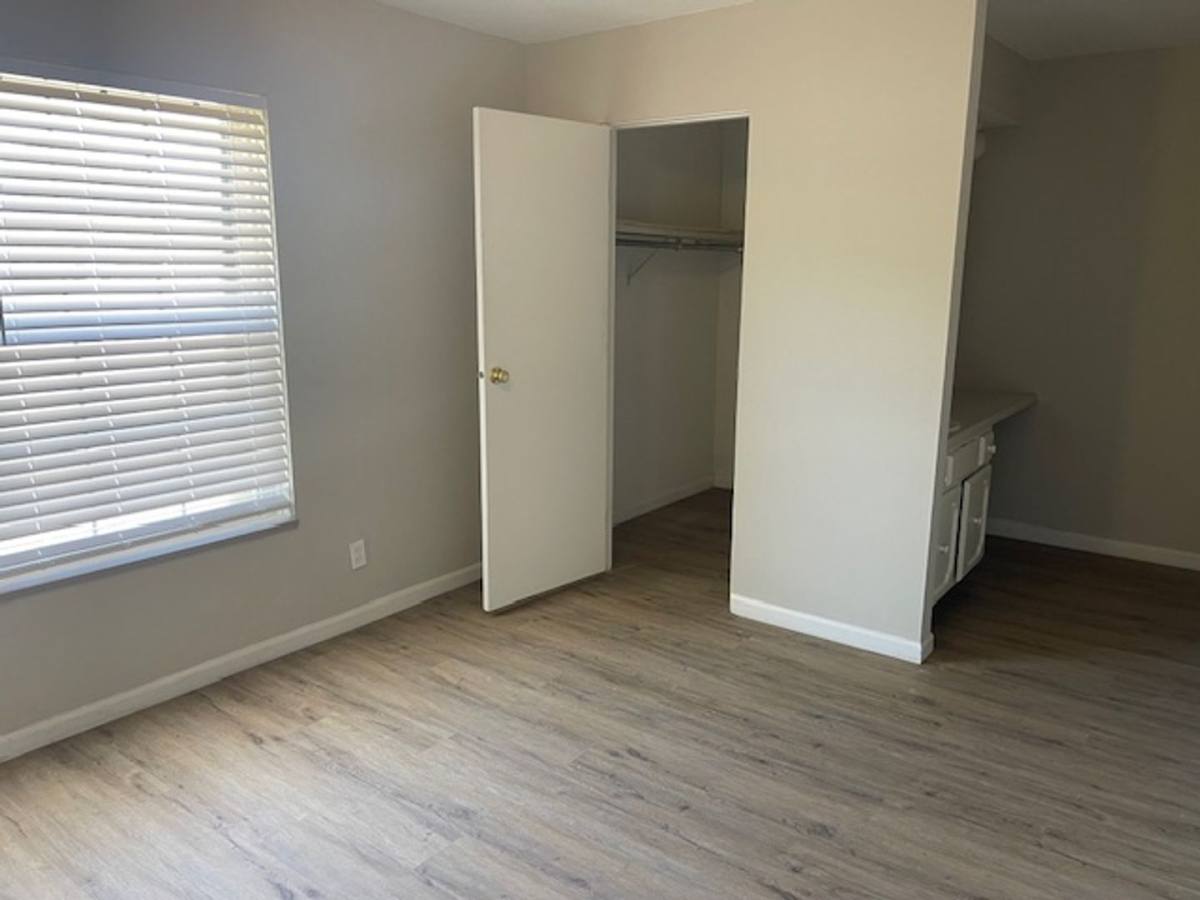 Apartment for rent at 1320 Sangamon, Belleville, IL 62221