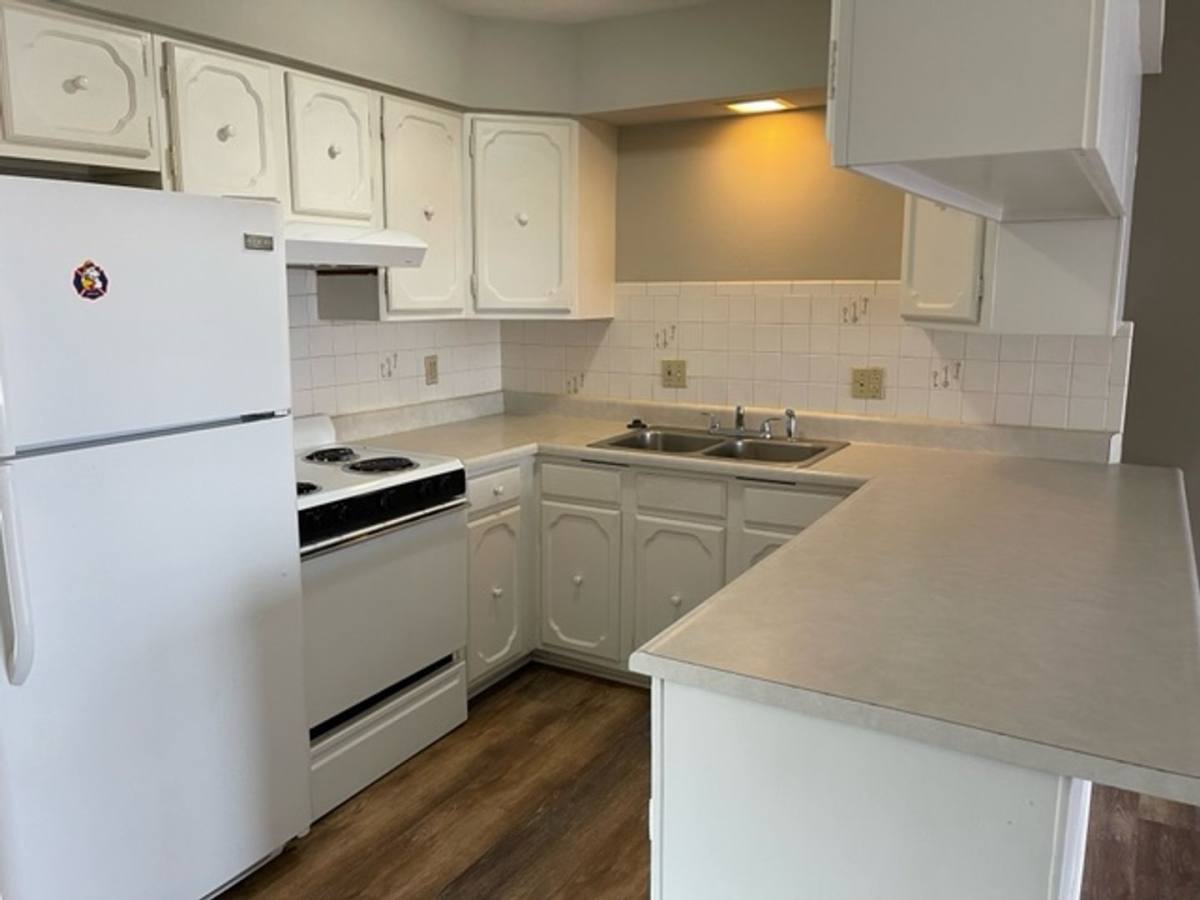 Apartment for rent at 1320 Sangamon, Belleville, IL 62221