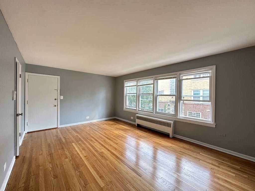 Apartment for rent at 6717 California #WA8, Chicago, IL 60645