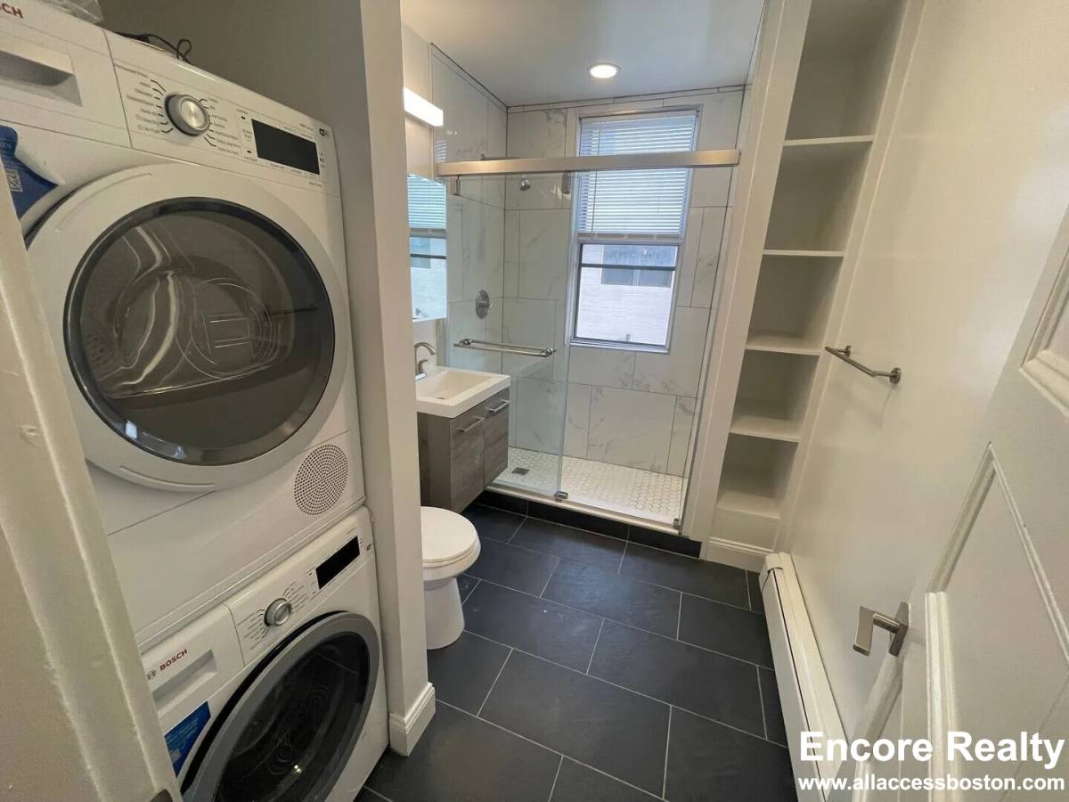 Apartment for rent at 457 Centre St #210, Newton, MA 02458