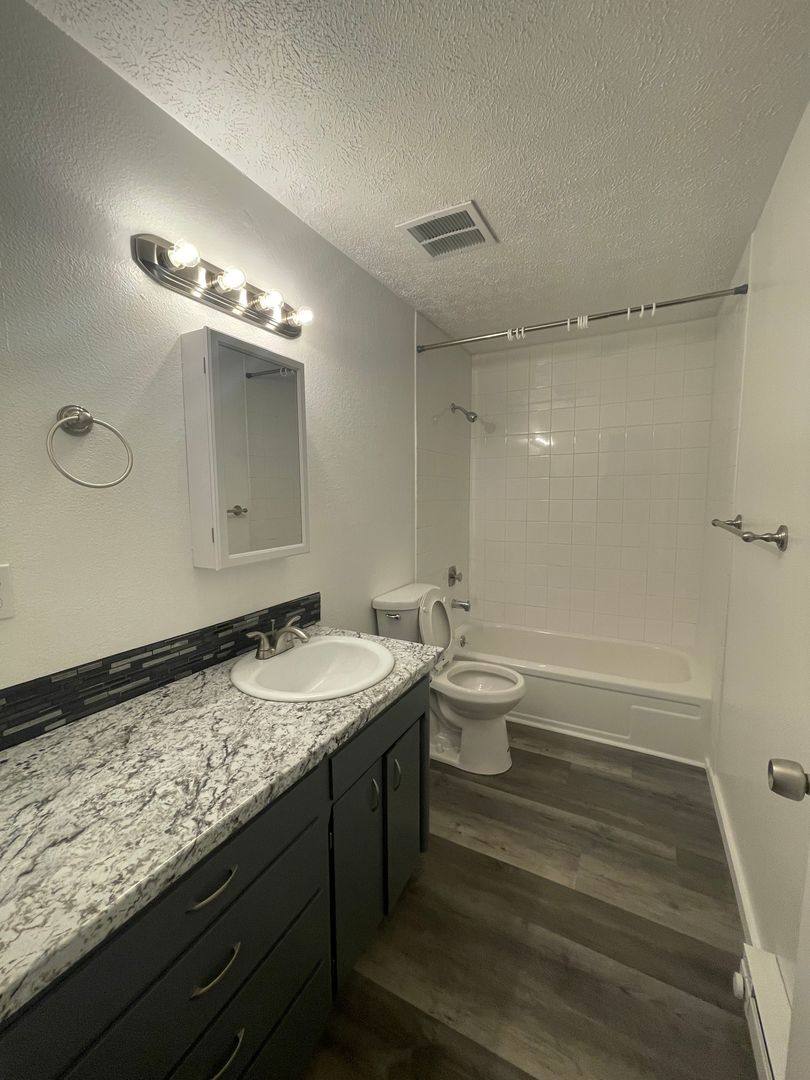 Apartment for rent at 4006 N Madison, Spokane, WA 99205