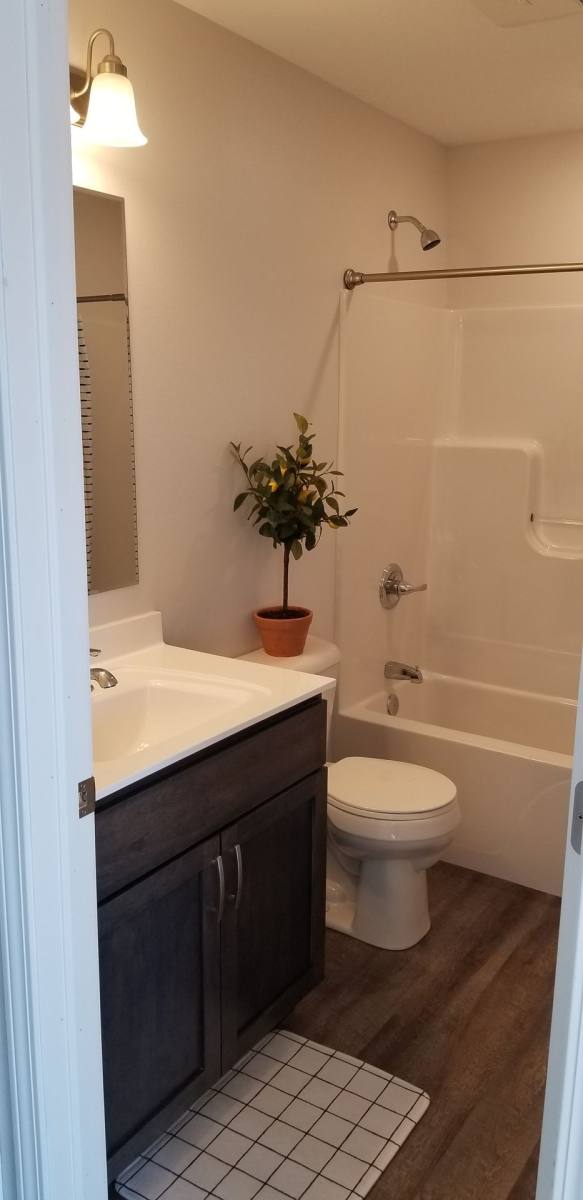 Apartment for rent at 1000 W Marion St, Manchester, IA 52057