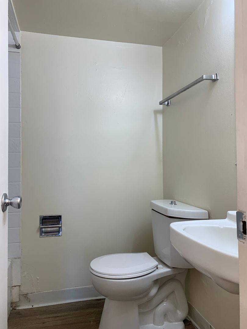 Apartment for rent at 1033 Madeira Dr SE, Albuquerque, NM 87108
