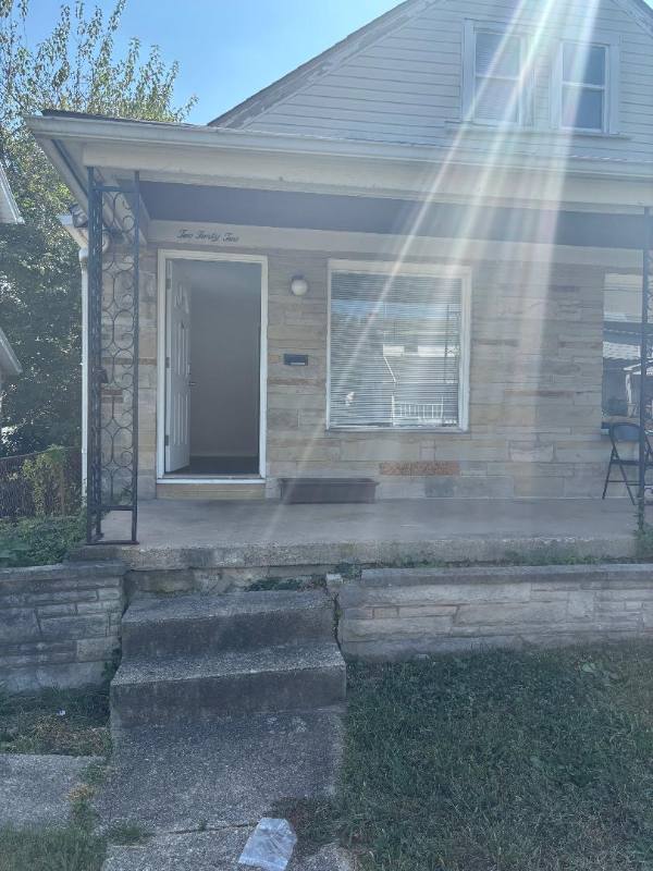 Apartment for rent at 242 E Siebenthaler Ave, Dayton, OH 45405
