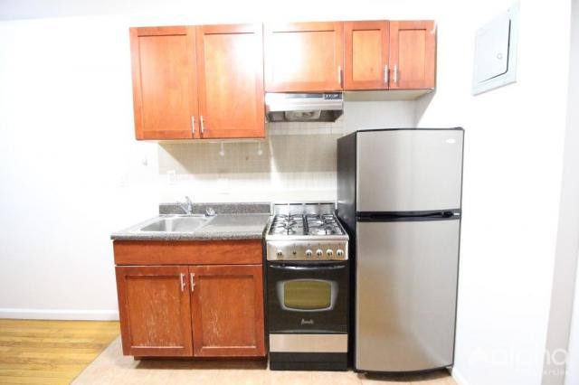 Apartment for rent at 332 E 95th St #2, New York, NY 10128
