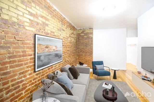 Apartment for rent at 332 E 95th St #2, New York, NY 10128