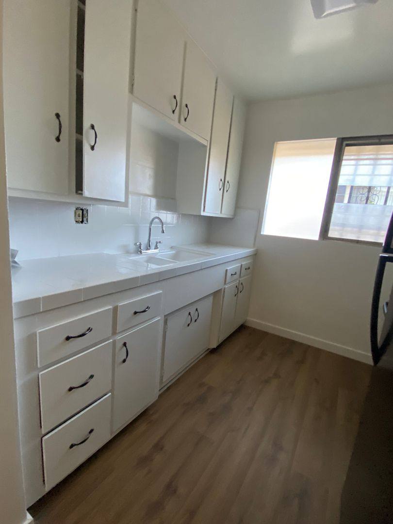 Apartment for rent at 629 No Hayworth Ave, Los Angeles, CA 90048