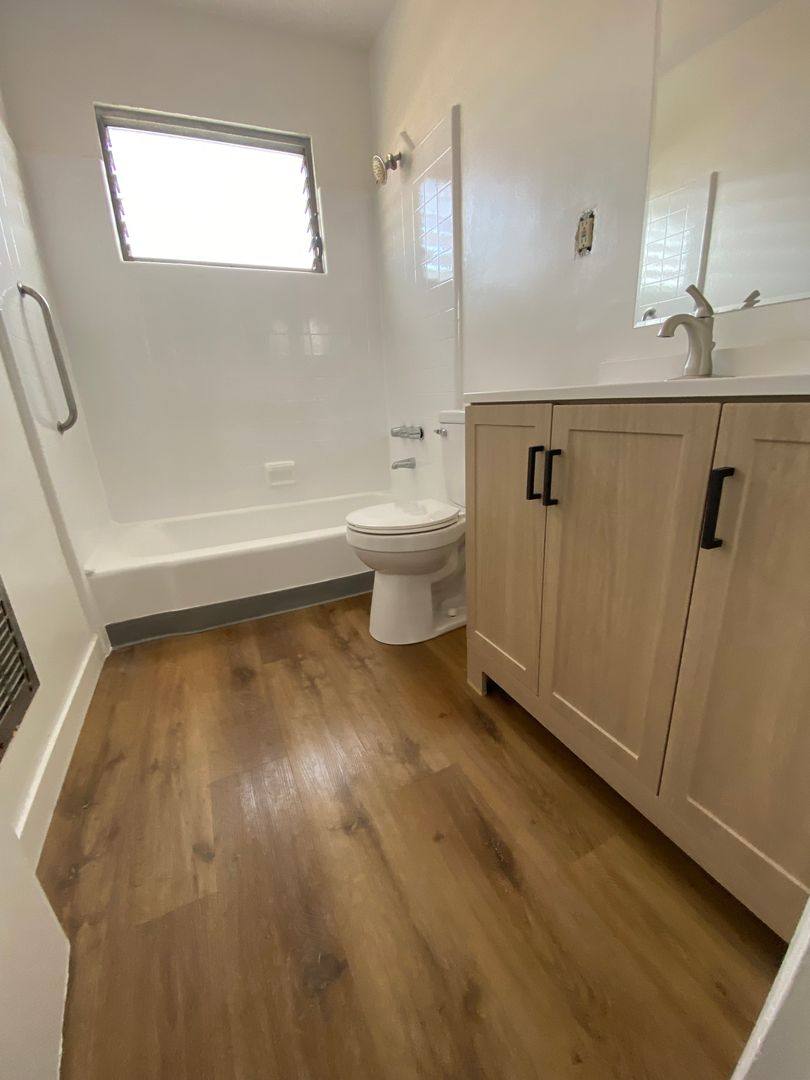 Apartment for rent at 629 No Hayworth Ave, Los Angeles, CA 90048