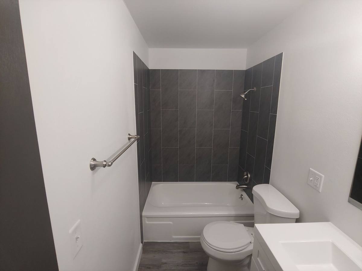 Apartment for rent at 305 NE Spaulding St, Pullman, WA 99163