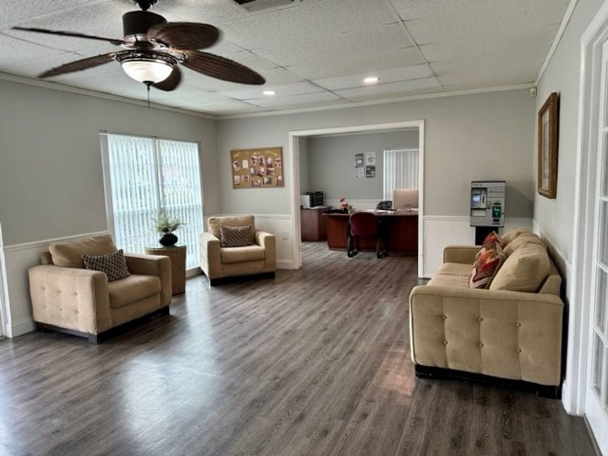 Apartment for rent at 5801 Shenandoah Way, Orlando, FL 32807