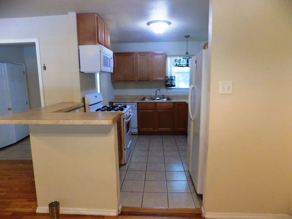 House for rent at 636 Norwood, San Antonio, TX 78212