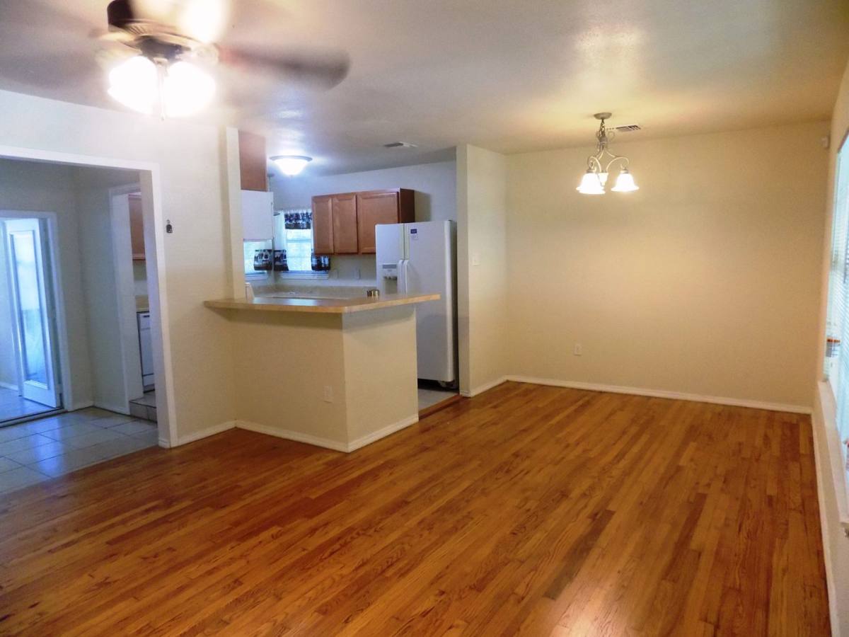 House for rent at 636 Norwood, San Antonio, TX 78212