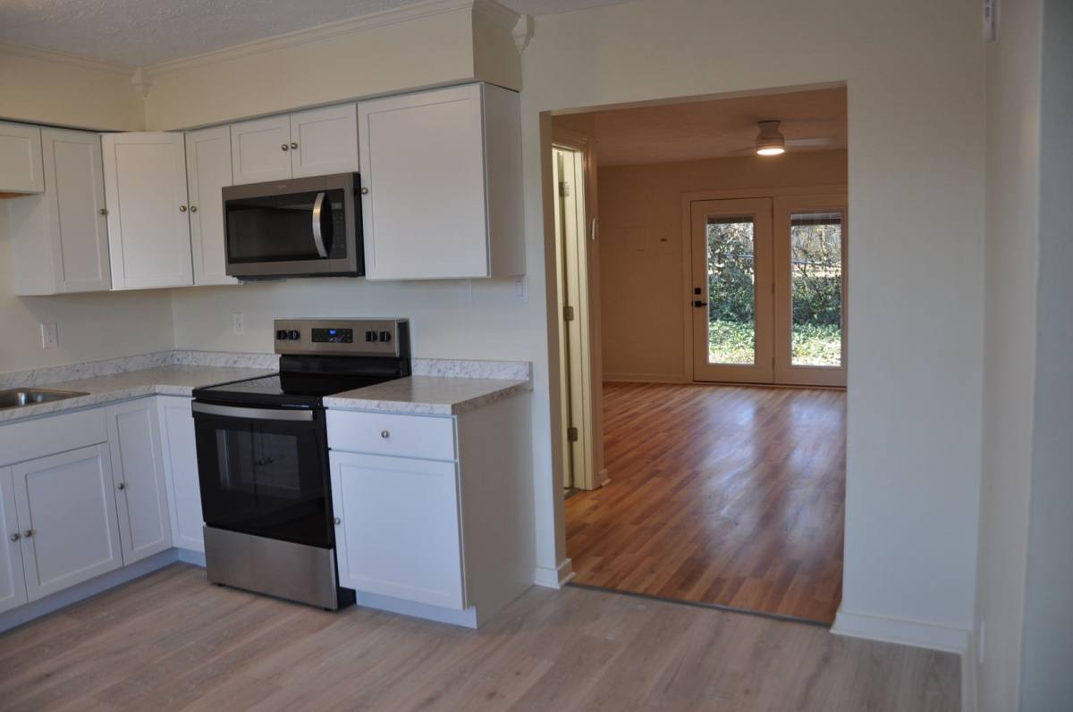 Apartment for rent at 329-337 S Burns Ave, Winchester, KY 40391
