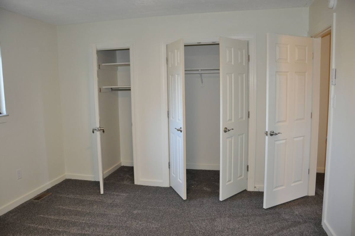 Apartment for rent at 329-337 S Burns Ave, Winchester, KY 40391
