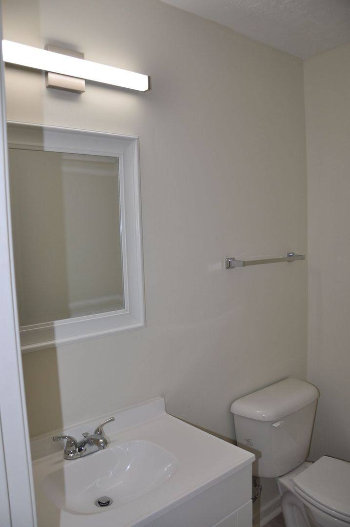 Apartment for rent at 329-337 S Burns Ave, Winchester, KY 40391