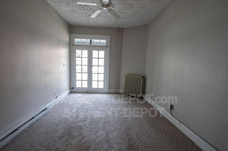 Apartment for rent at 800 SE 2nd St #C, Evansville, IN 47713