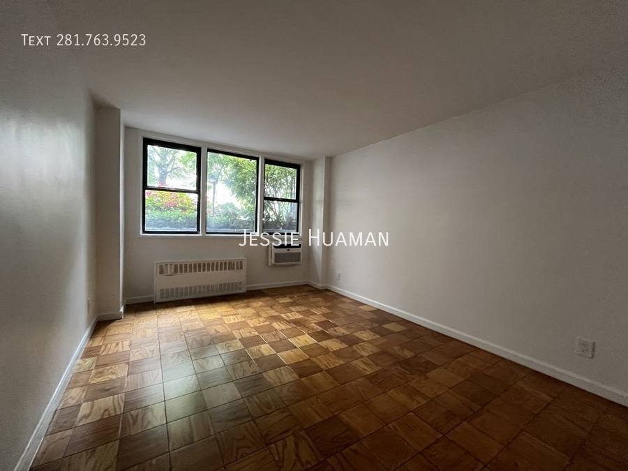 Apartment for rent at 236 E 36th St #HI, New York, NY 10016