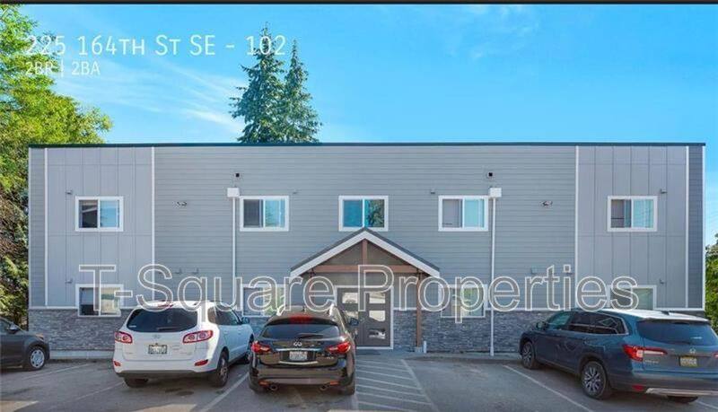 Apartment for rent at 225 164th St SE #102, Bothell, WA 98012