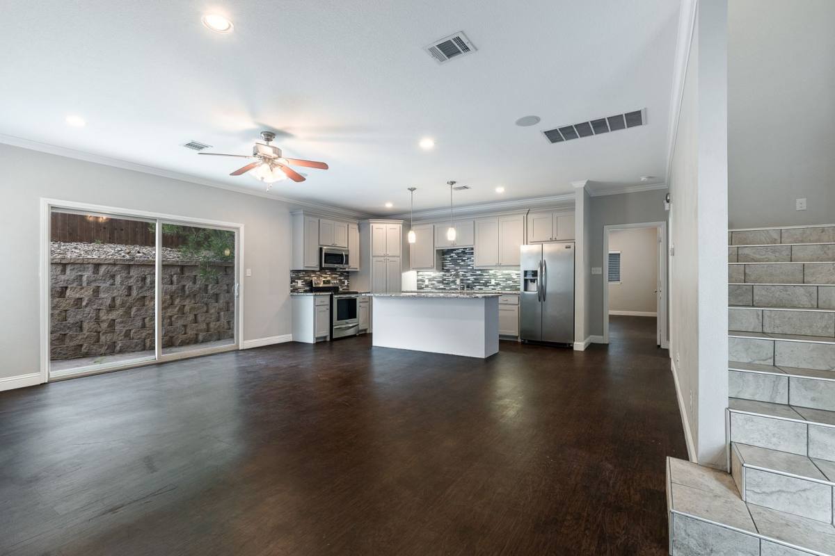 House for rent at 2832 Forest Park Blvd, Fort Worth, TX 76110