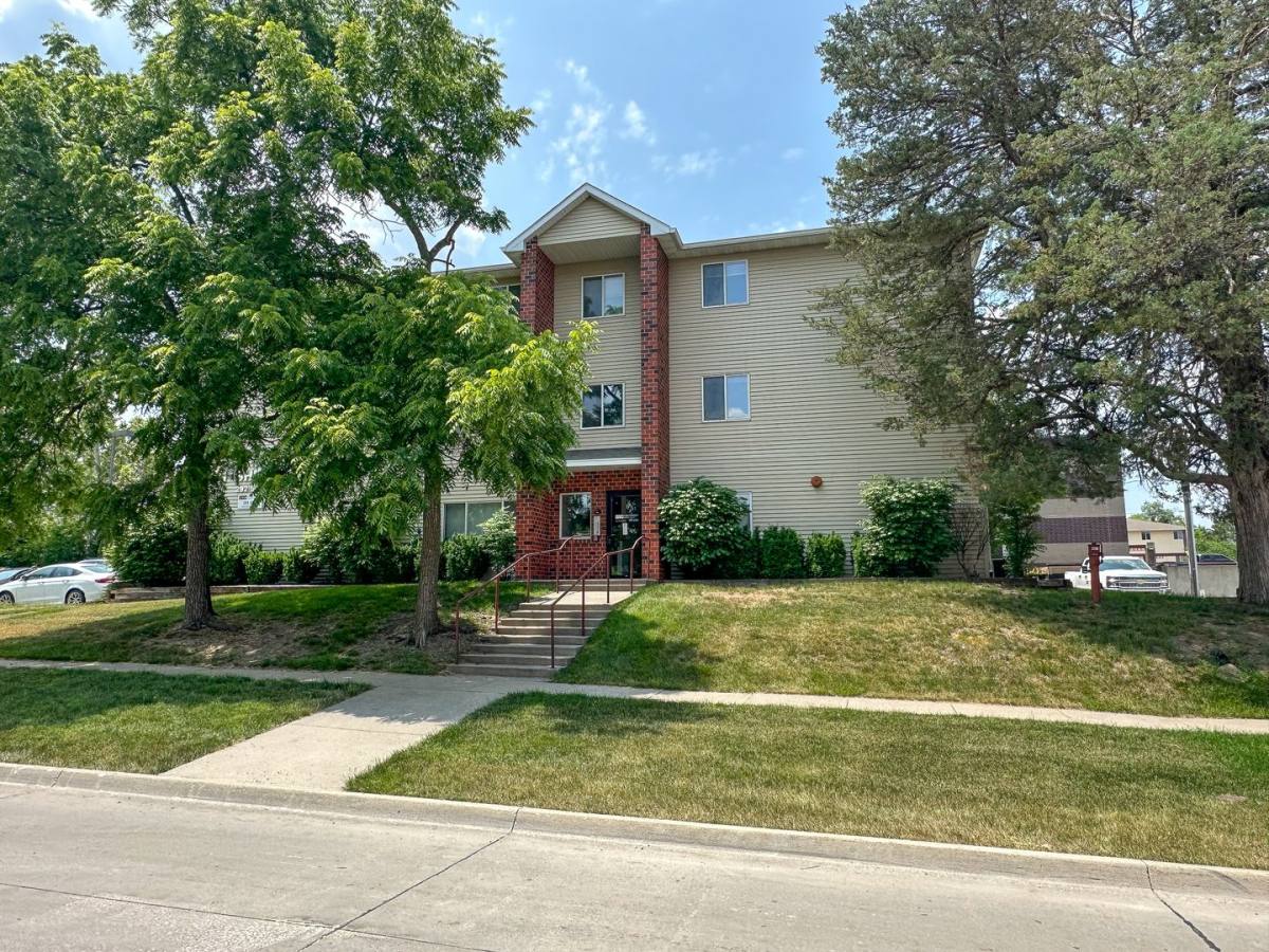 Apartment for rent at 221 Sheldon Ave, Ames, IA 50014