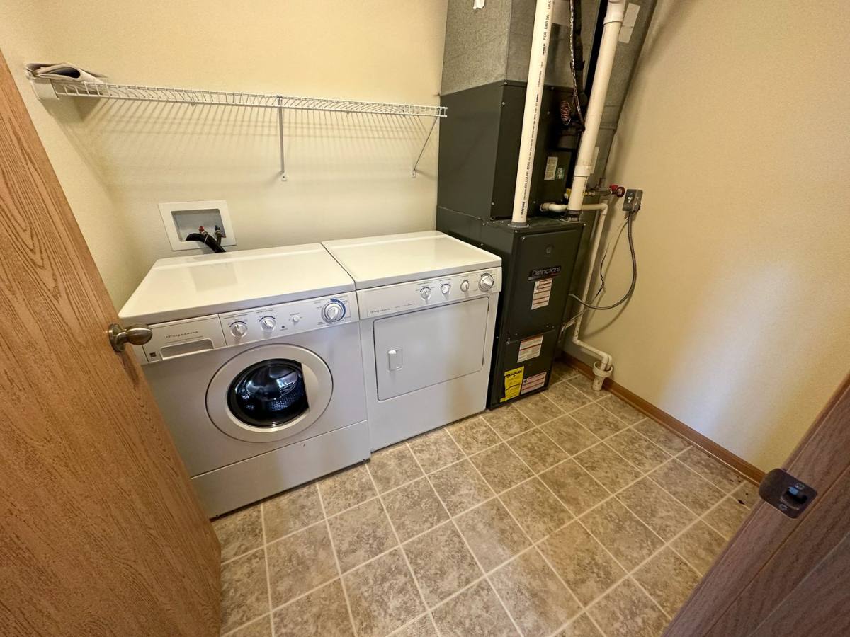 Apartment for rent at 205 Beach Ave, Ames, IA 50014