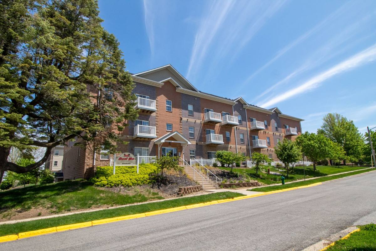 Apartment for rent at 210 Gray Ave, Ames, IA 50014