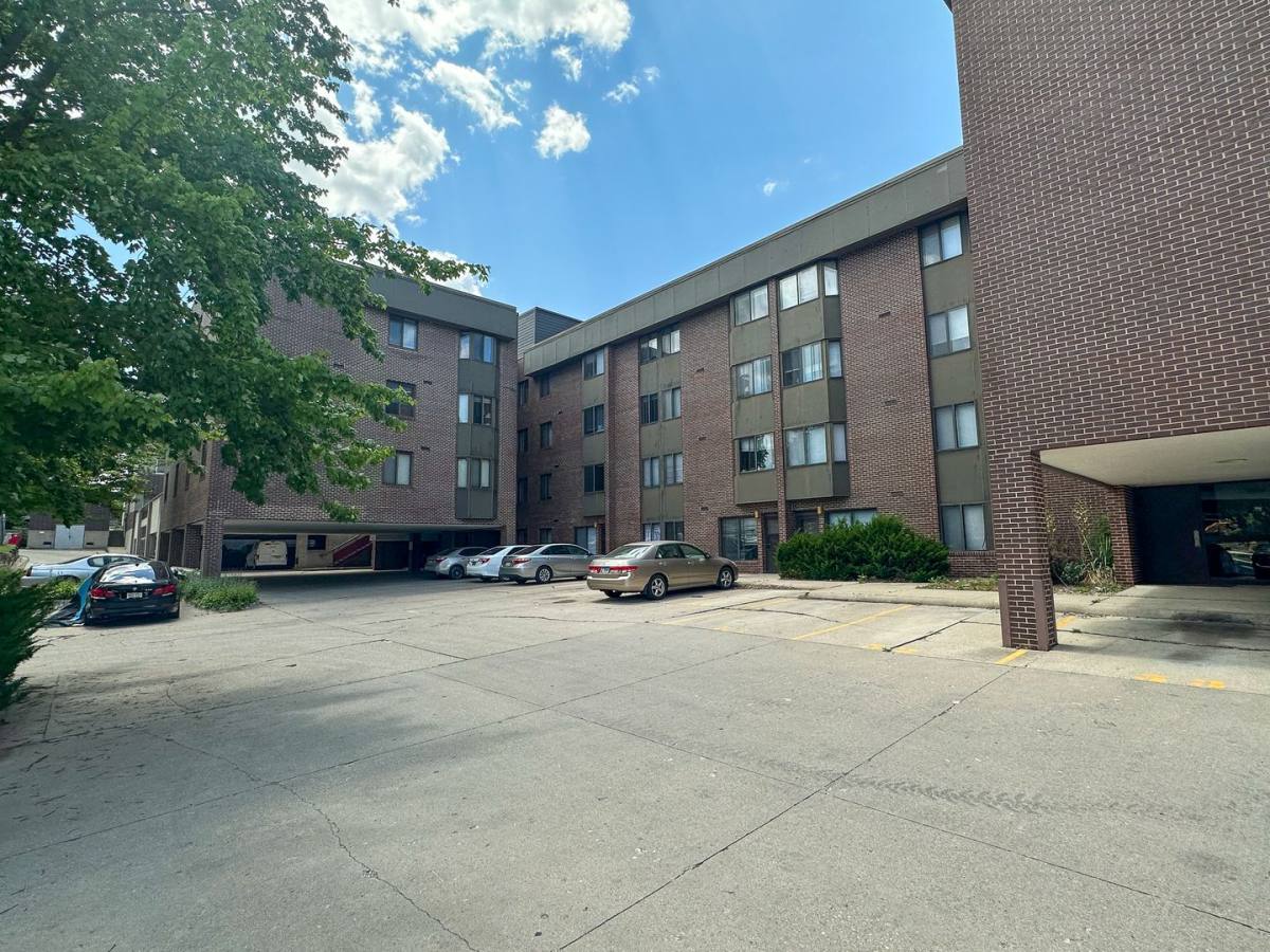 Apartment for rent at 246 N Hyland Ave, Ames, IA 50014