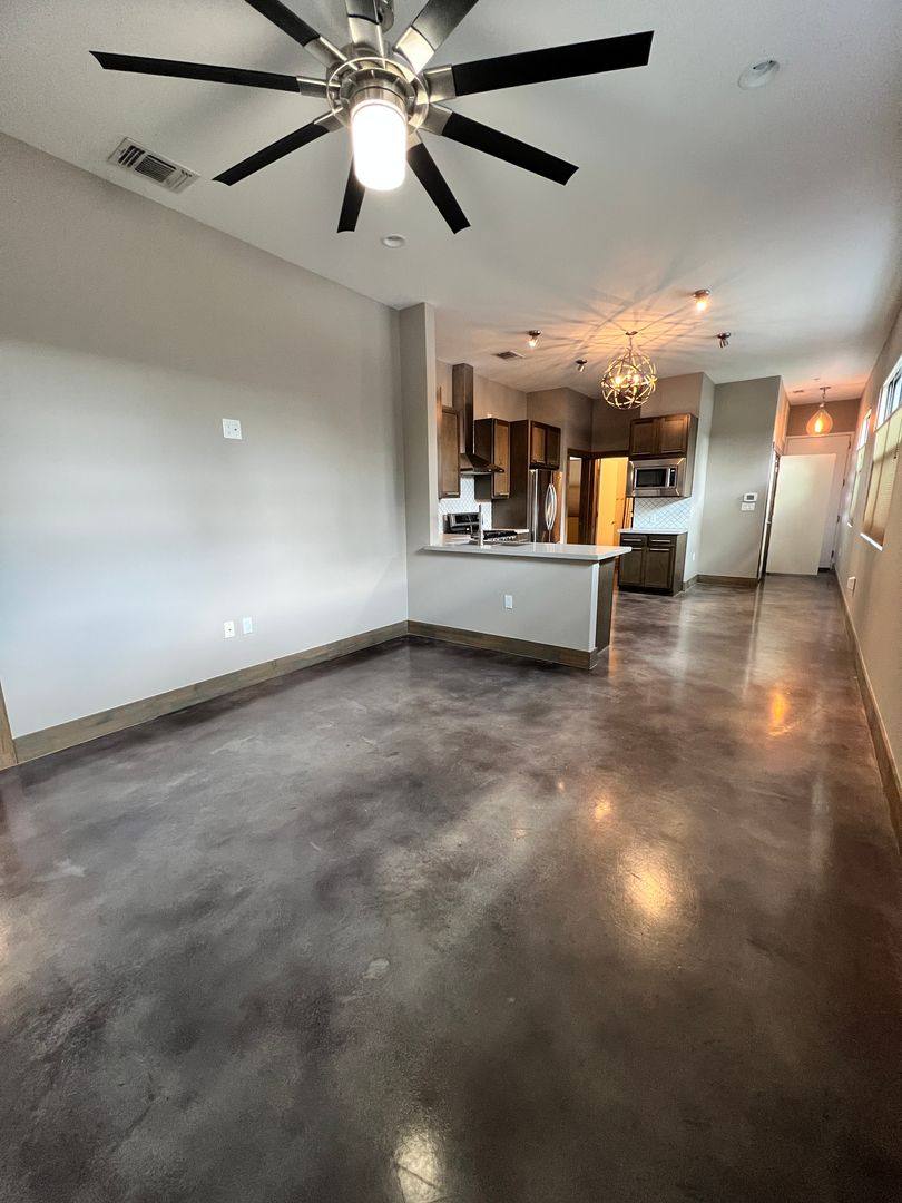 Apartment for rent at 1542 N Alamo St, San Antonio, TX 78215